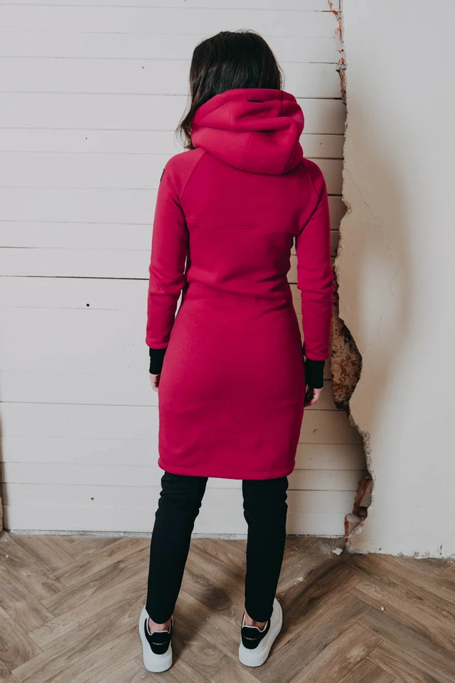 Kačka má na sebe pri svojej výške 170 cm veľkosť XS.