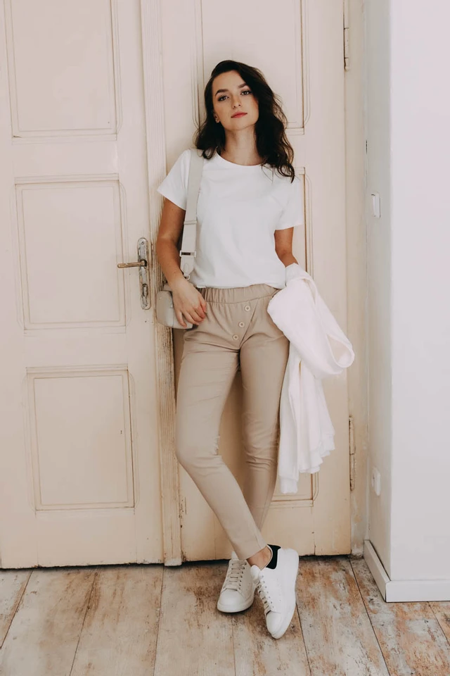 Kačka má na sebe pri svojej výške 170 cm veľkosť XS.