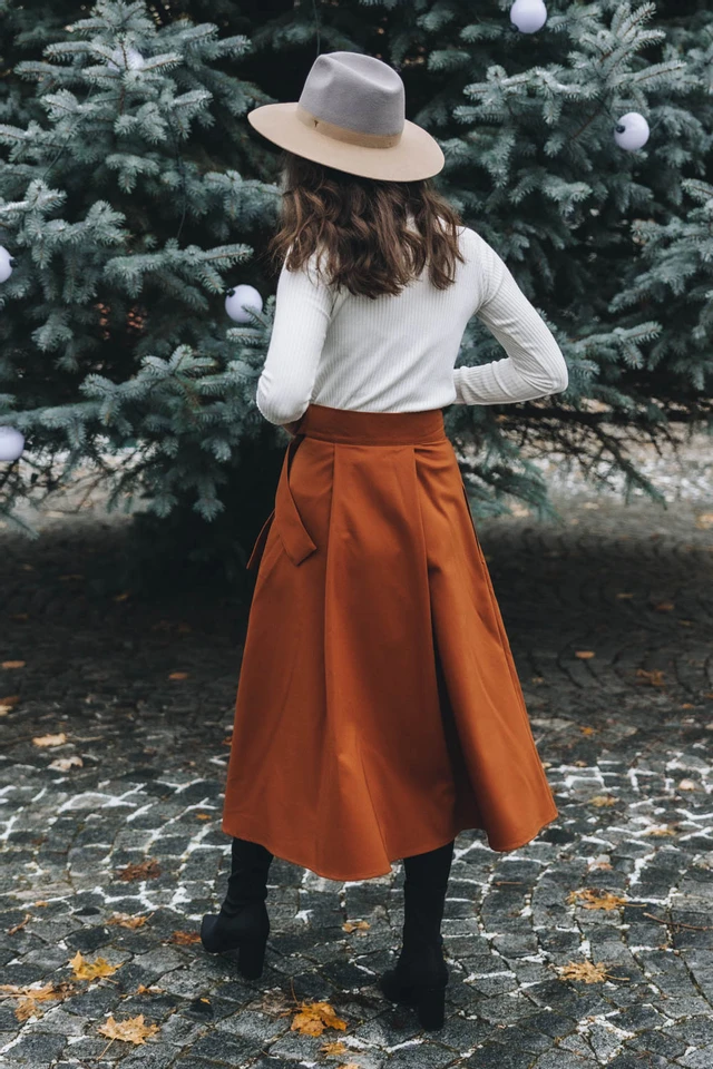 Káťa má na sebe pri svojej výške 170 cm veľkosť XS.