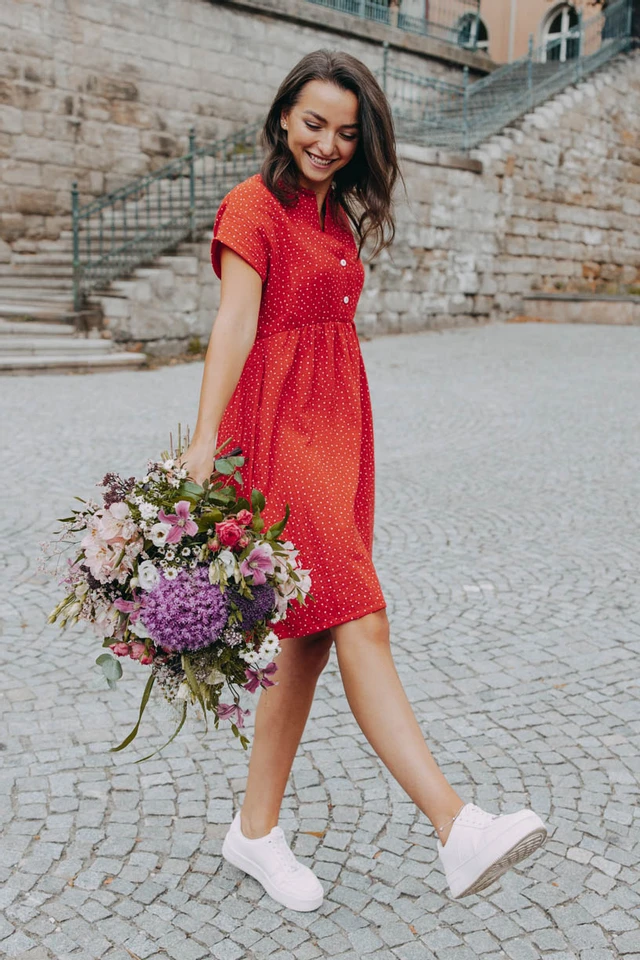 Kačka má na sebe pri svojej výške 170 cm veľkosť XS.