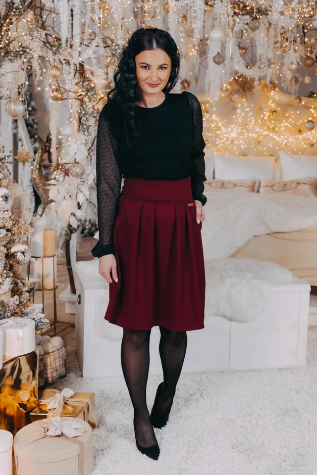 Monča má na sebe pri svojej výške 160 cm veľkosť XS.