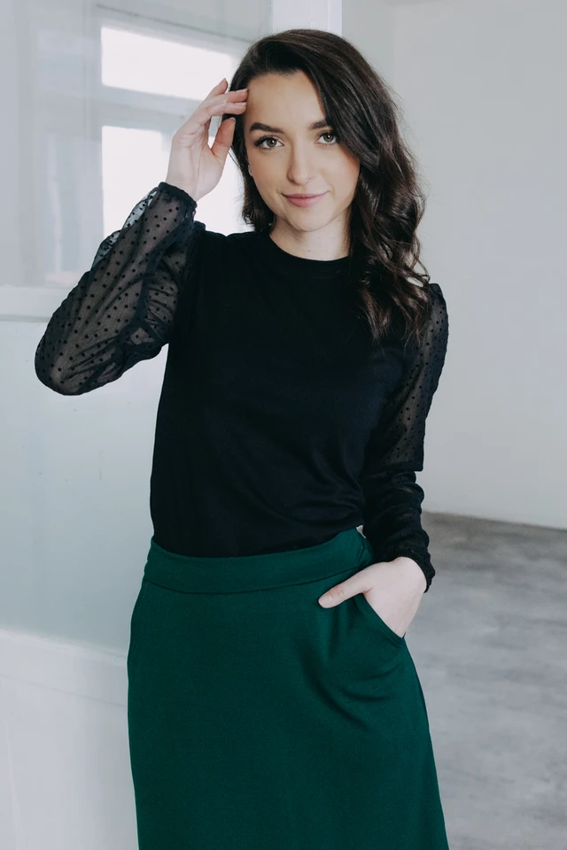Kačka má na sebe pri svojej výške 170 cm veľkosť XS.