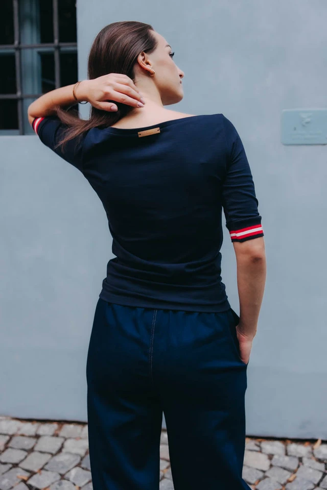 Kačka má na sebe pri svojej výške 170 cm veľkosť XS.