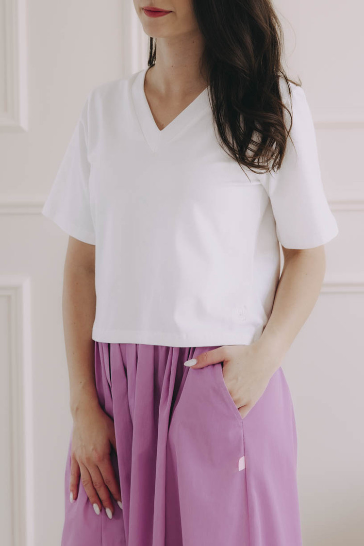 WHITE TEE