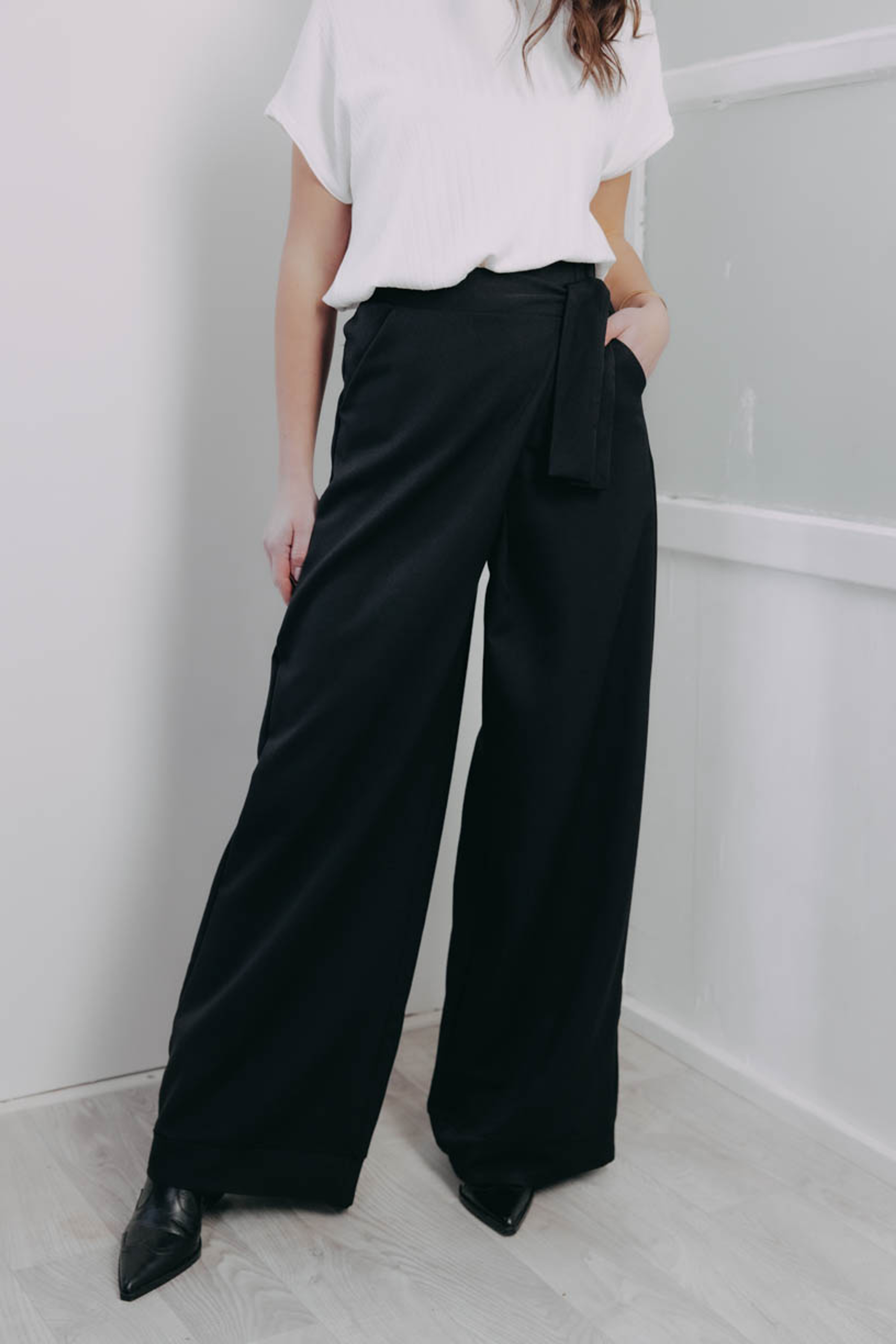Zavinovacie nohavice Mardea Black
