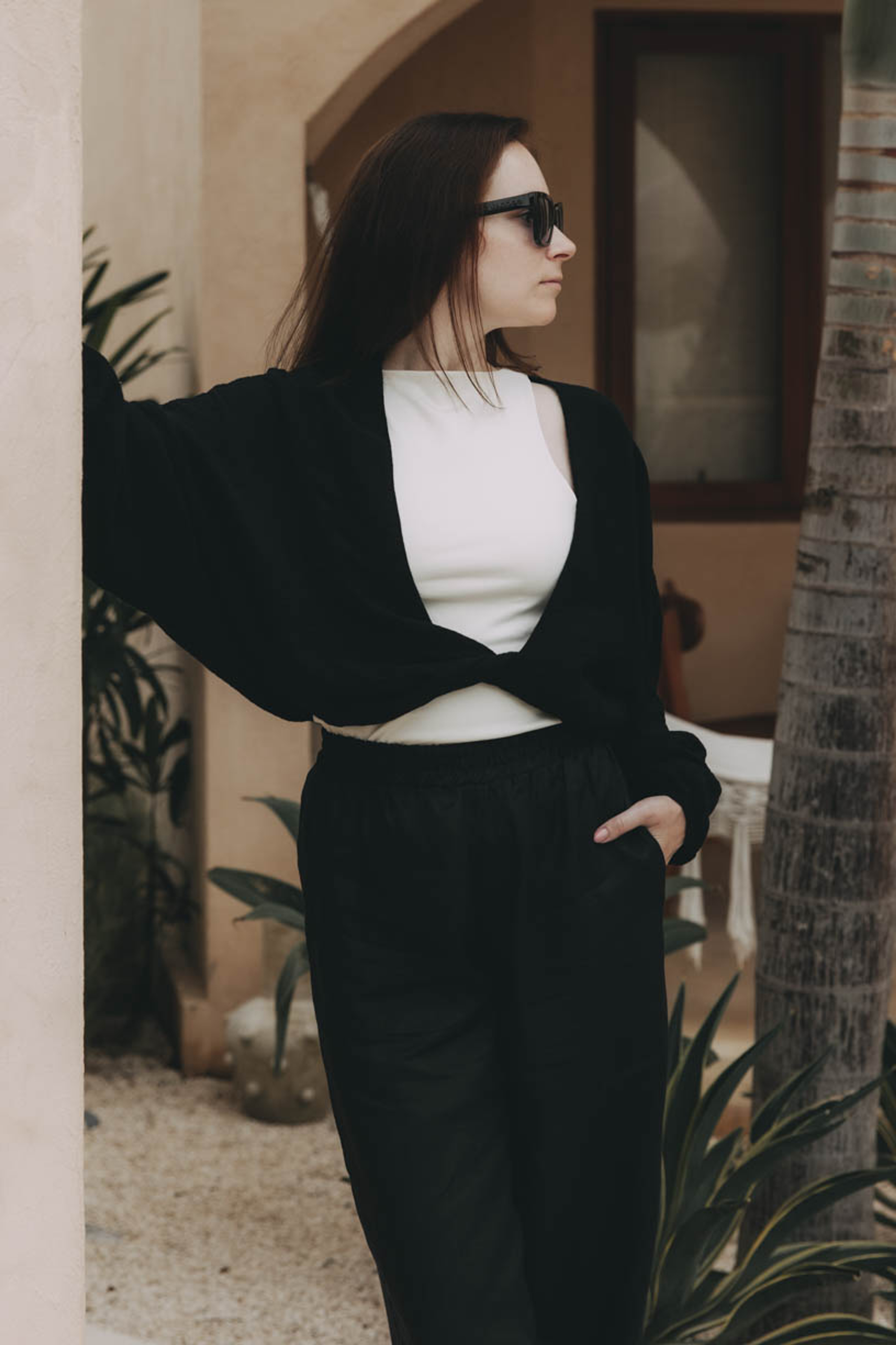 Top Atai Black
