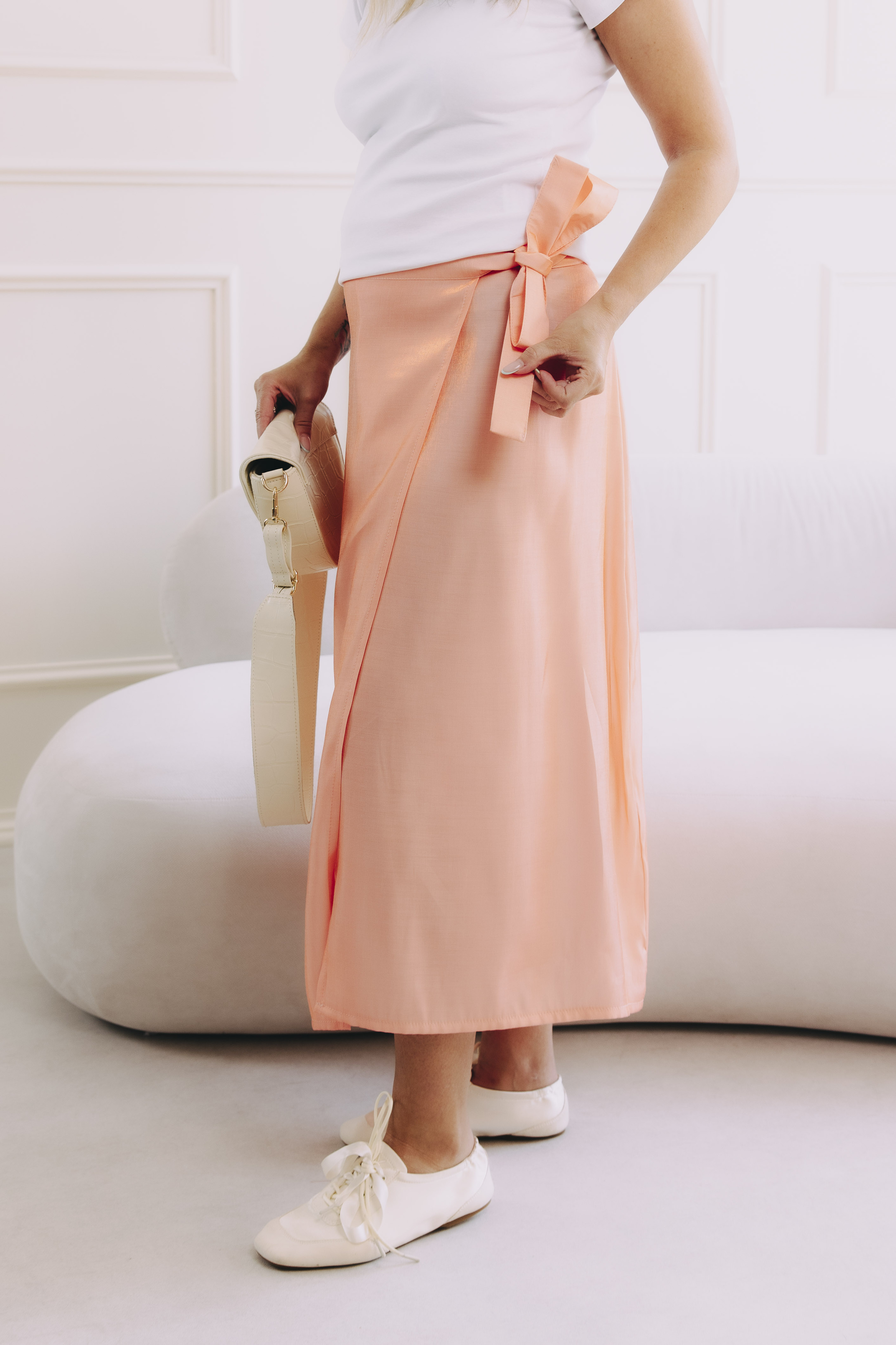Sukňa Eniola Midi Coral Shine